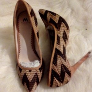 Ladies shoes